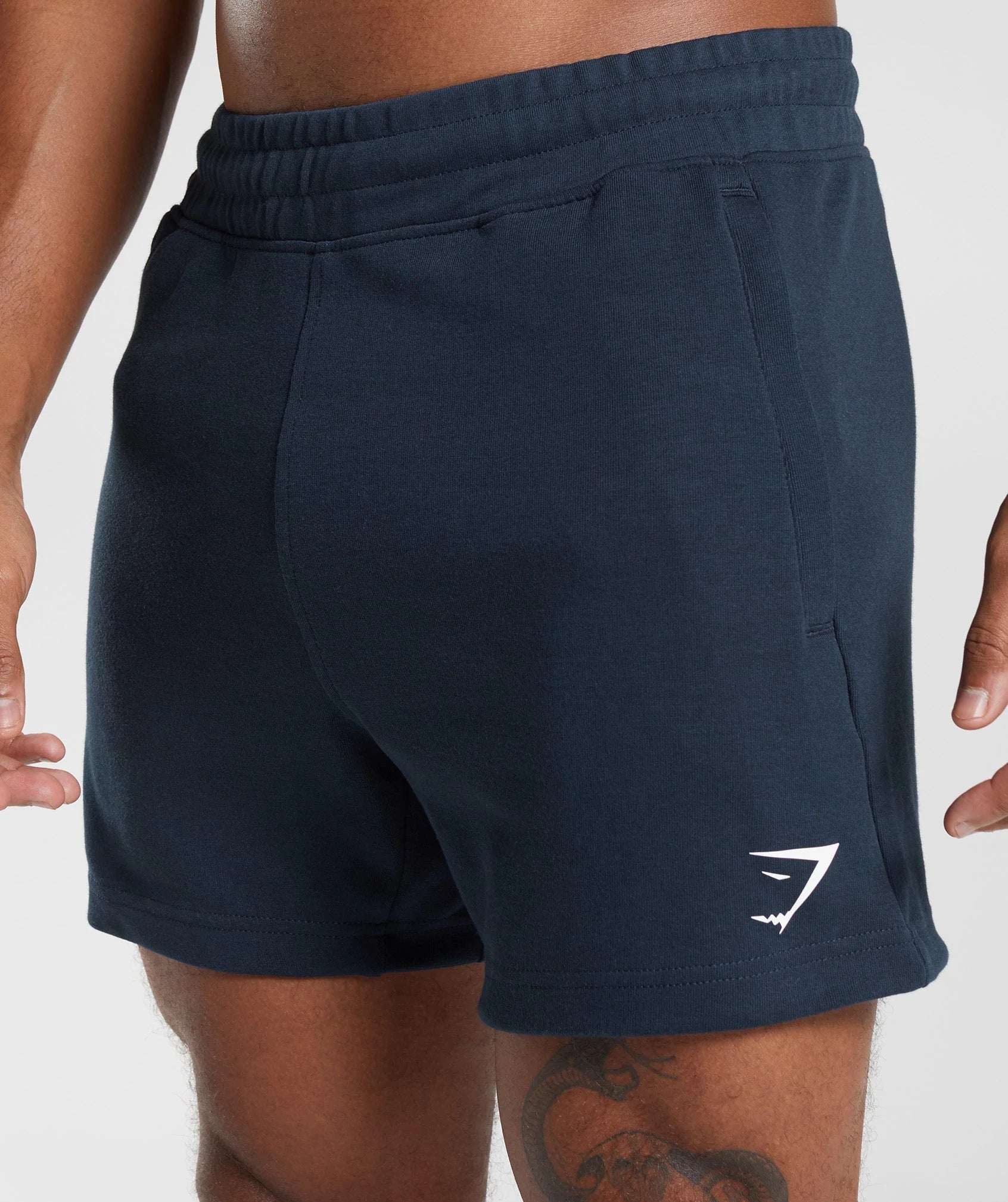 React 5" Shorts in Navy - view 6