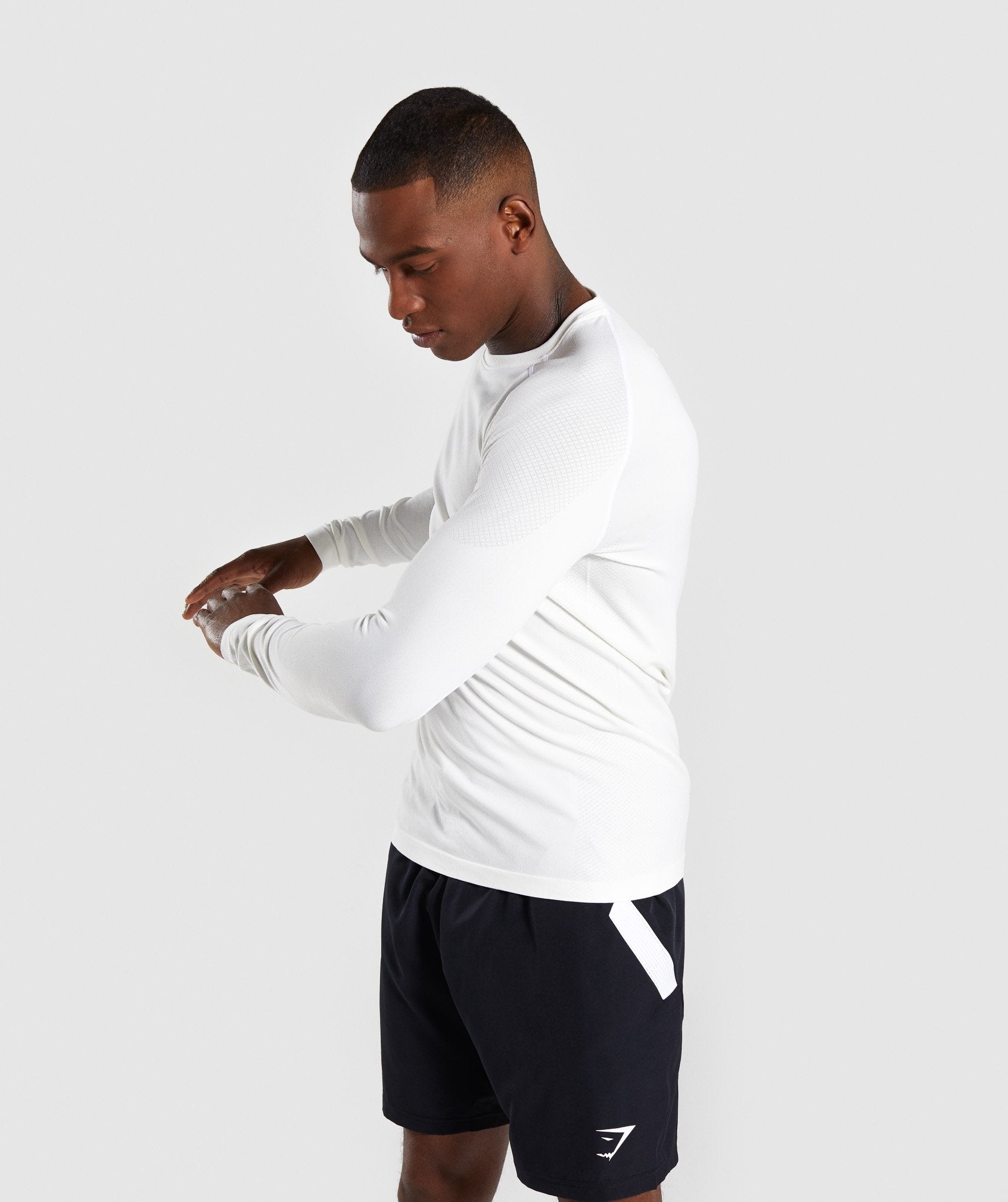 Define Seamless Long Sleeve T-Shirt in White - view 3