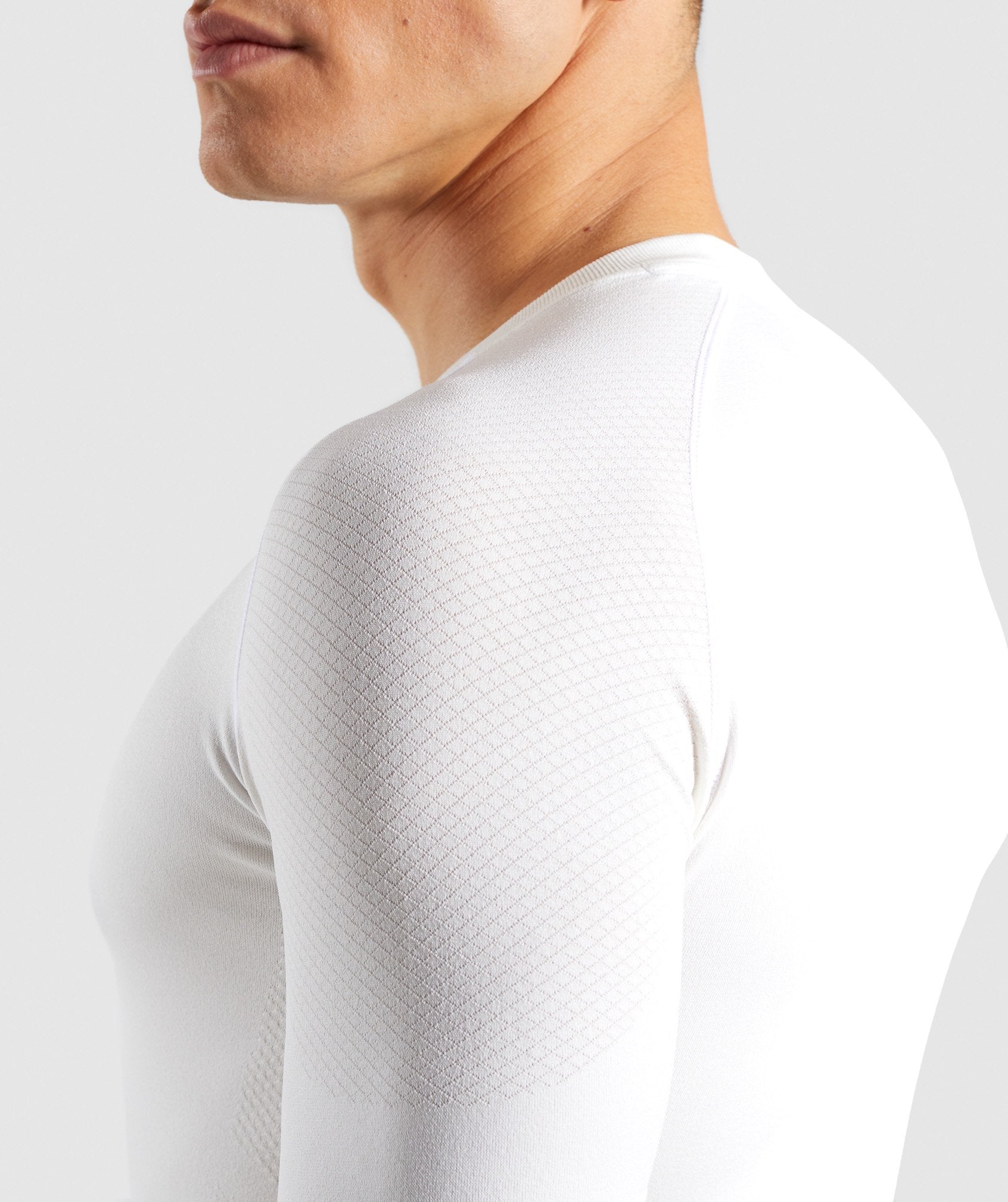 Define Seamless T-Shirt in White - view 6