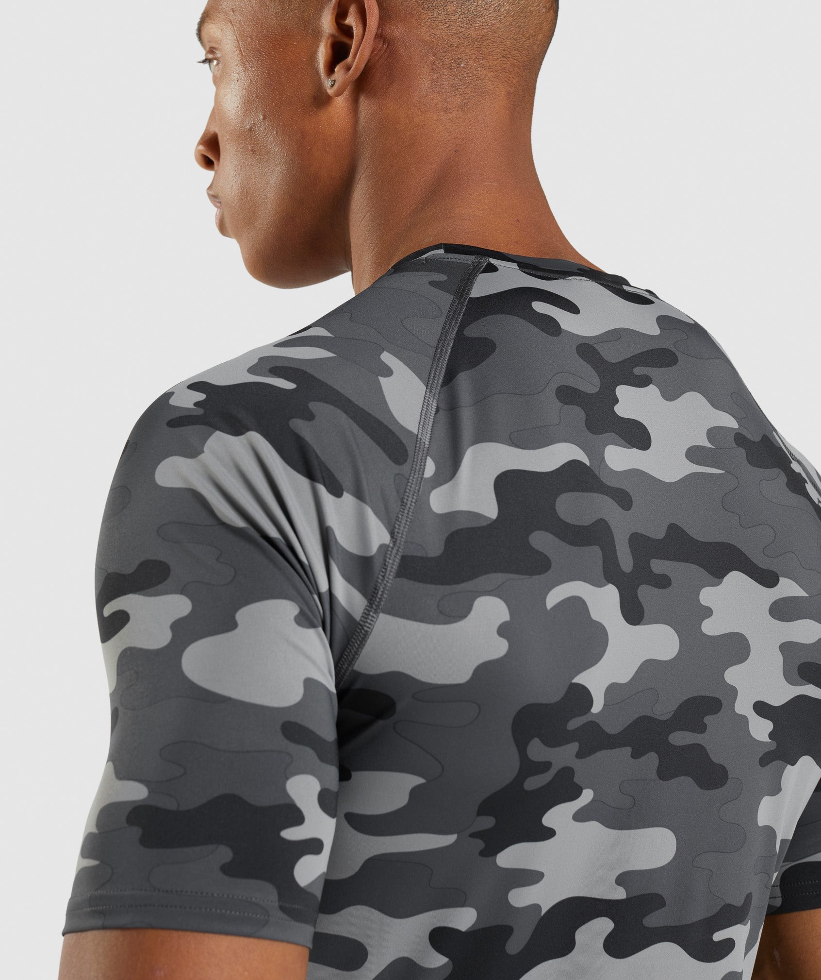 Element Baselayer T-Shirt in Camo Grey Print - view 6