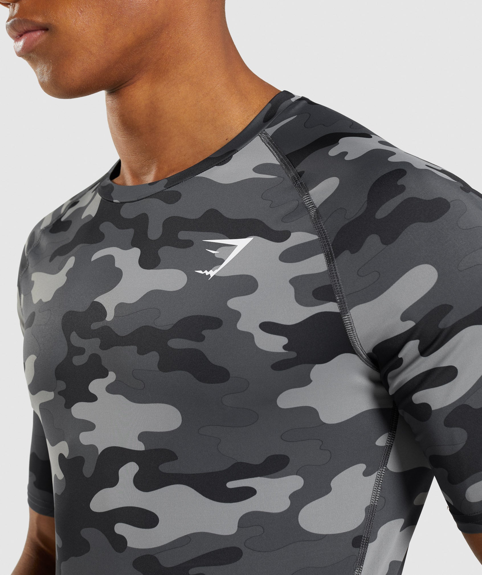 Element Baselayer T-Shirt in Camo Grey Print - view 7