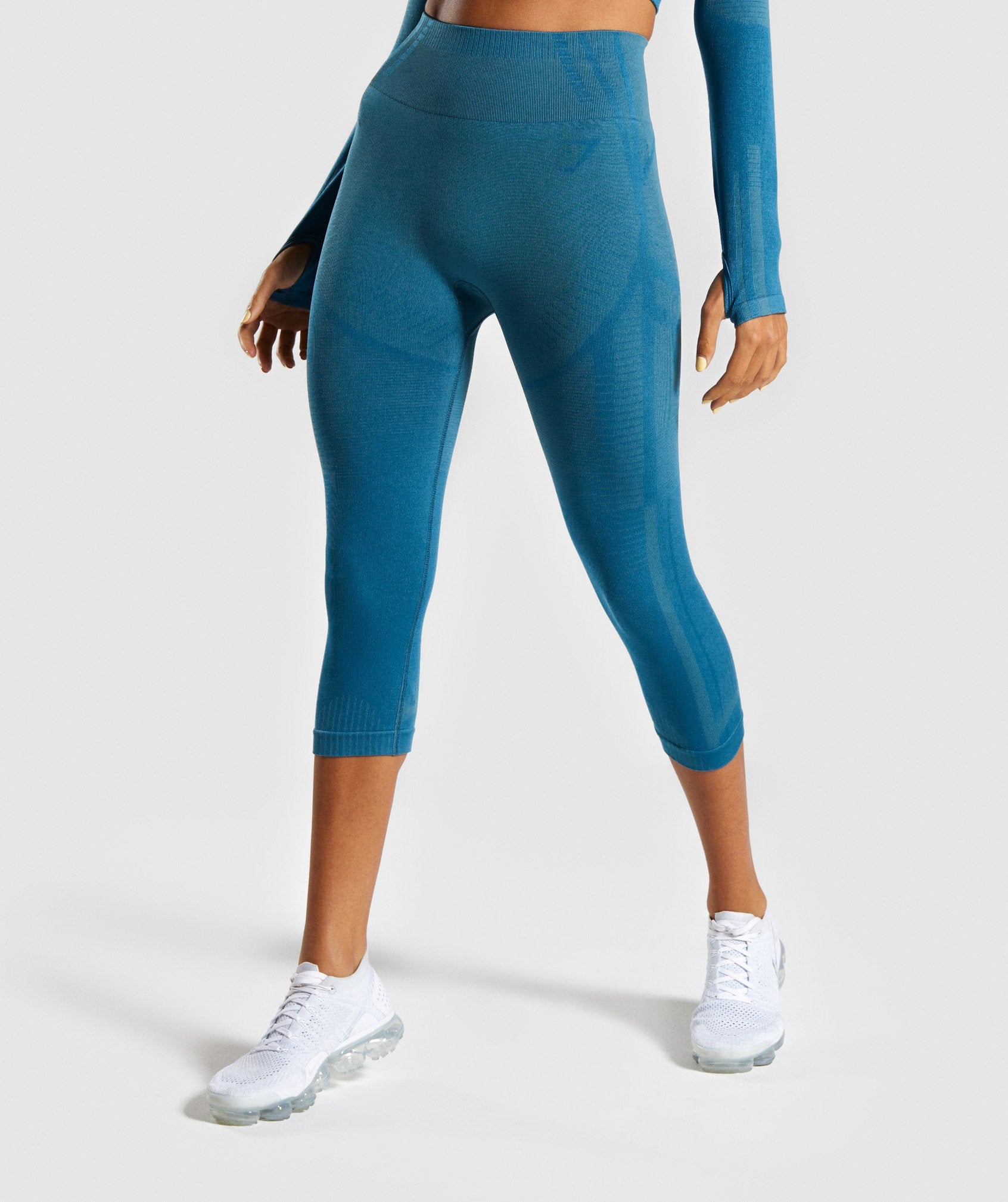 Geo Seamless Cropped Leggings in Teal