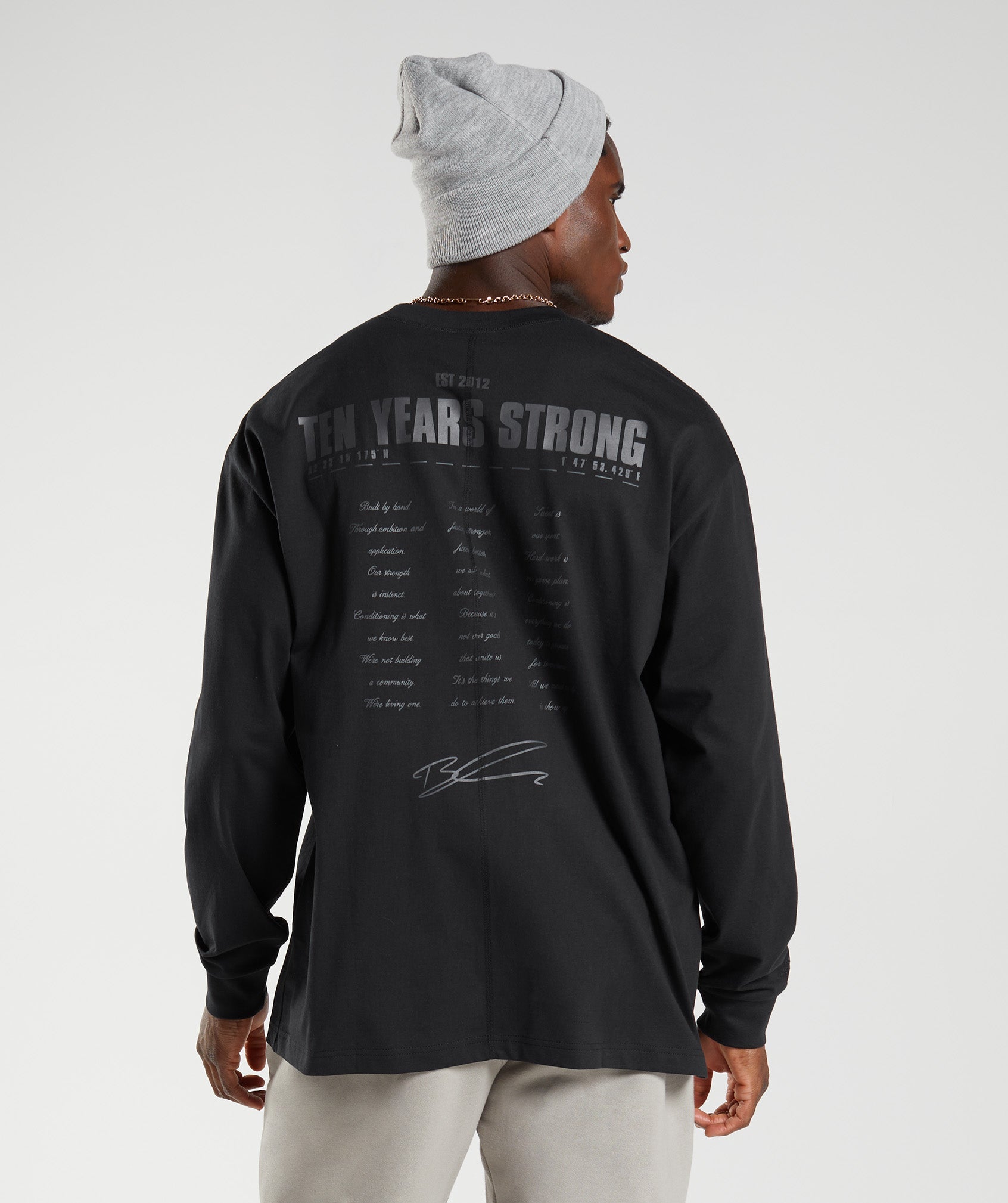 GS10 Year Oversized Long Sleeve T-Shirt in Black - view 2