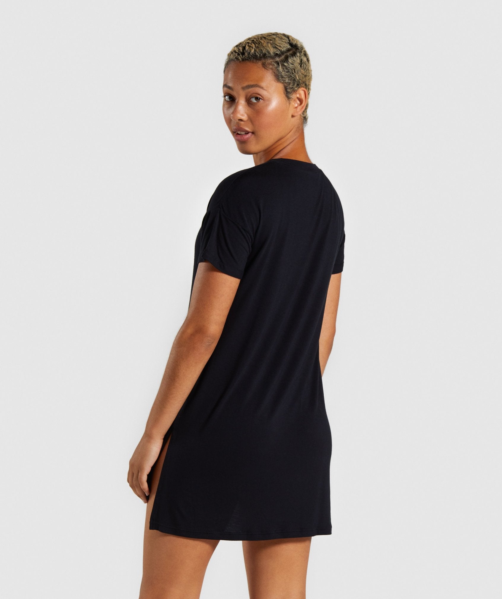 Horizon Graphic Longline Tee in Black - view 2