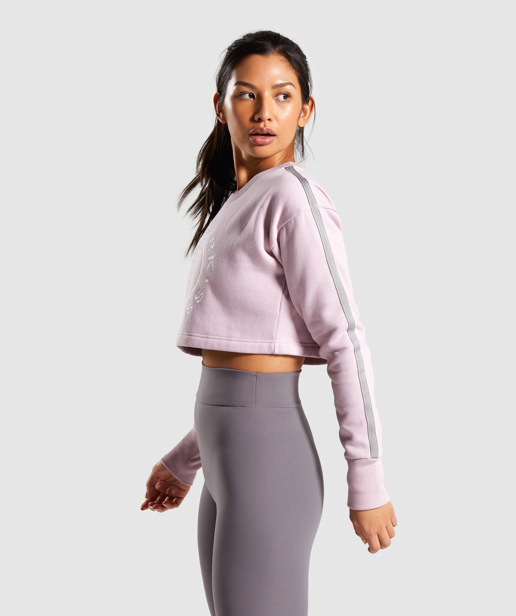 Legacy Fitness Sweater in Washed Lavender