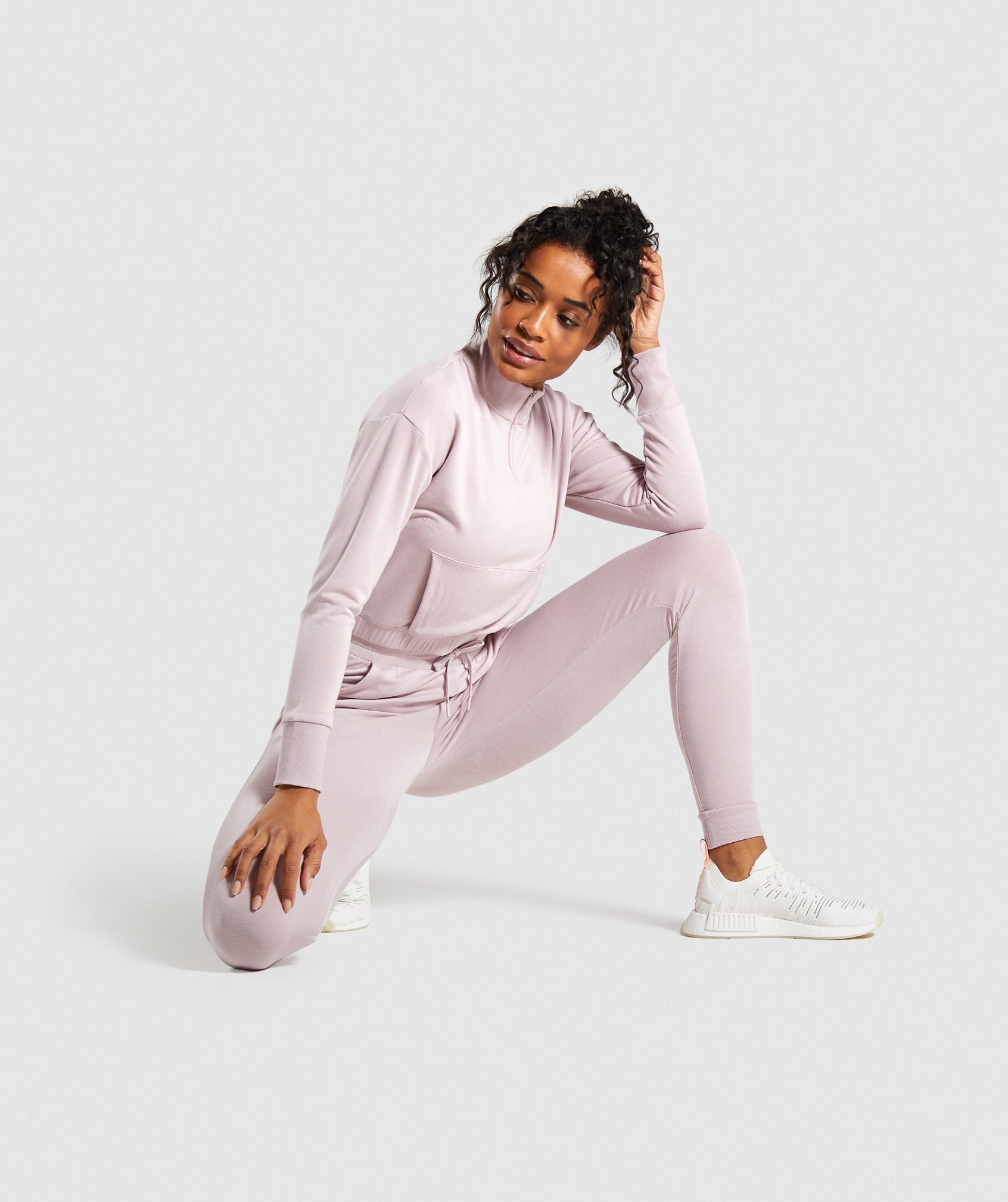 Gymshark Pippa Training Joggers - Pink Image D