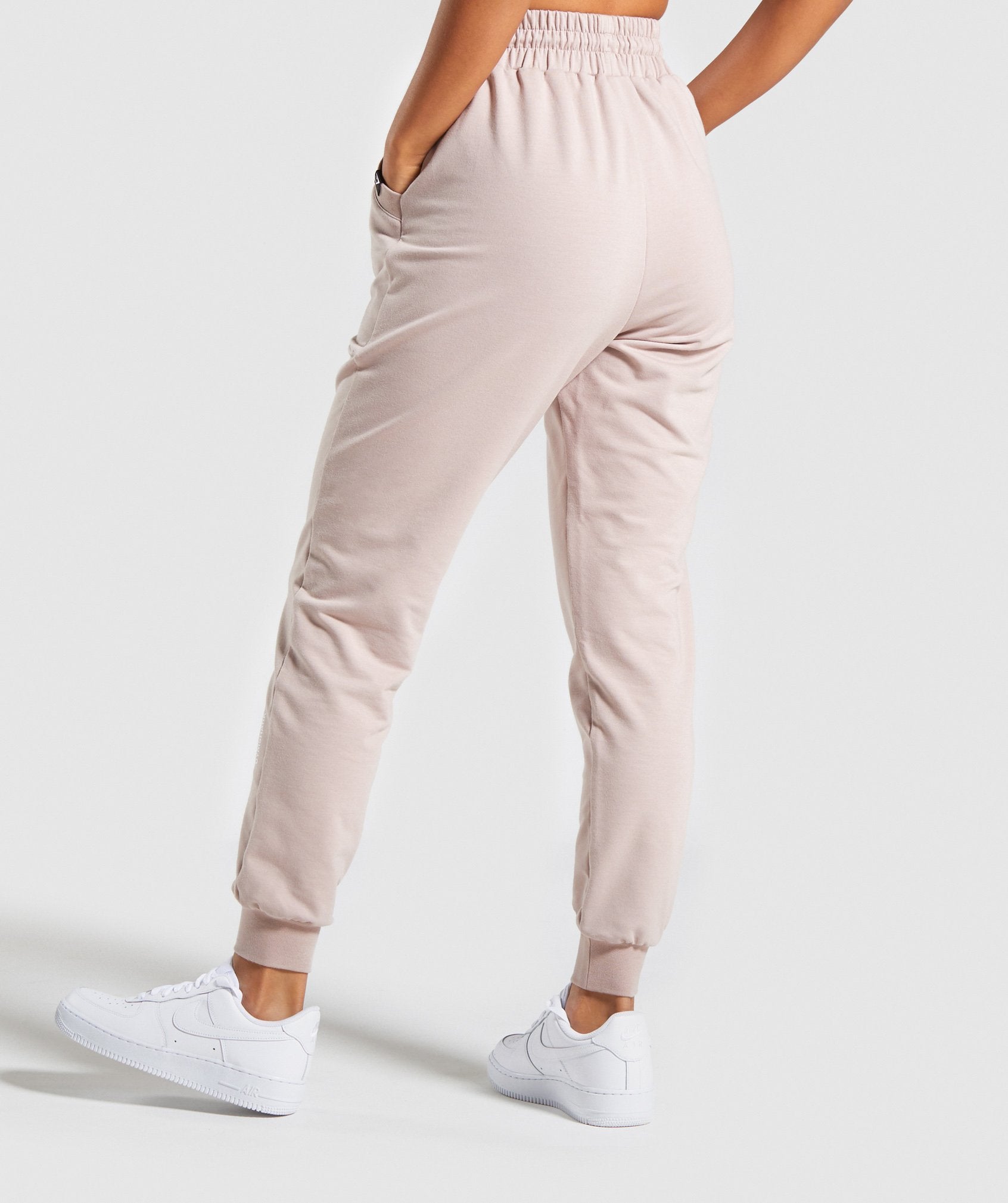 Gymshark Power Down Joggers - Taupe