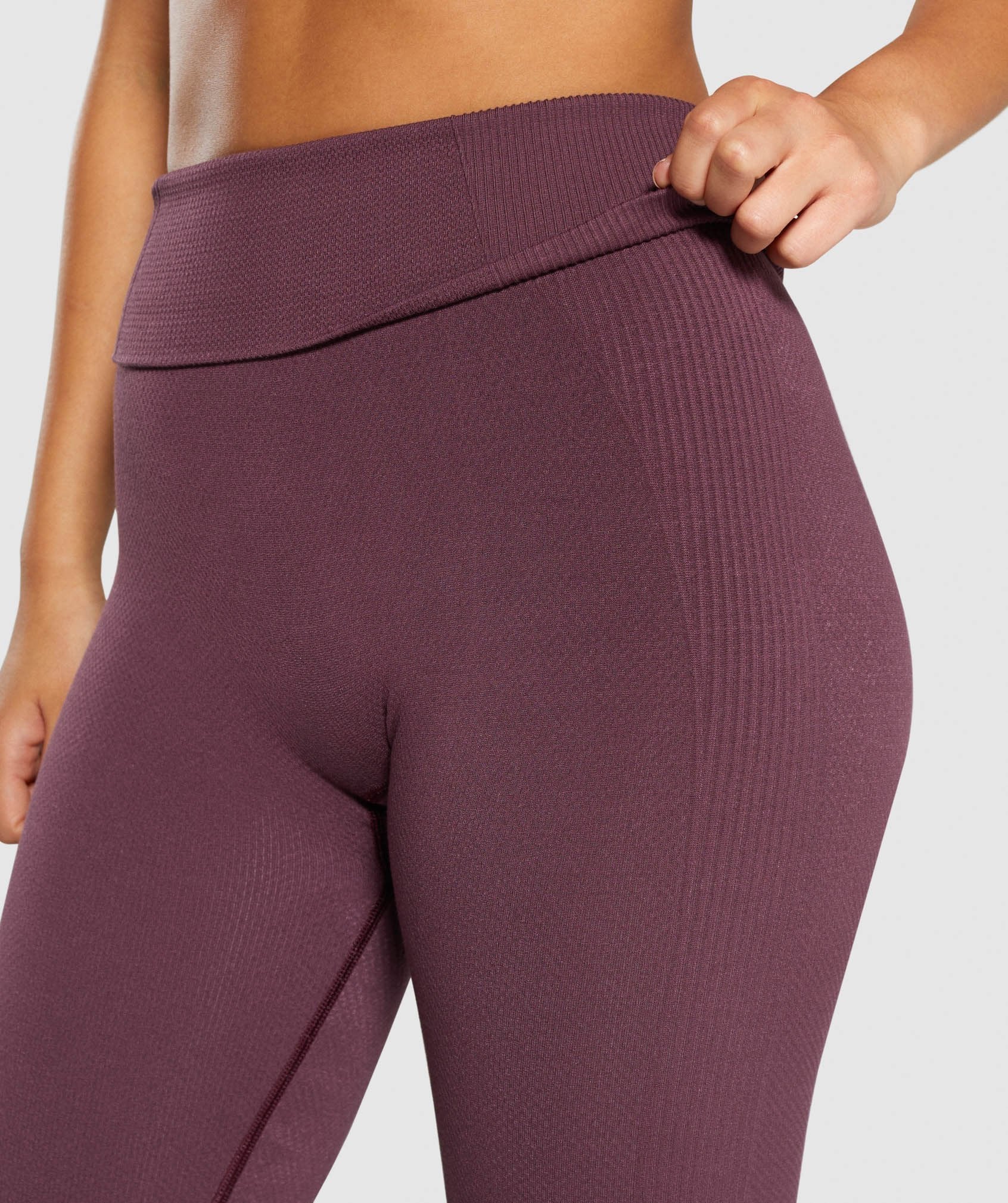 Power Down Leggings in Berry Red