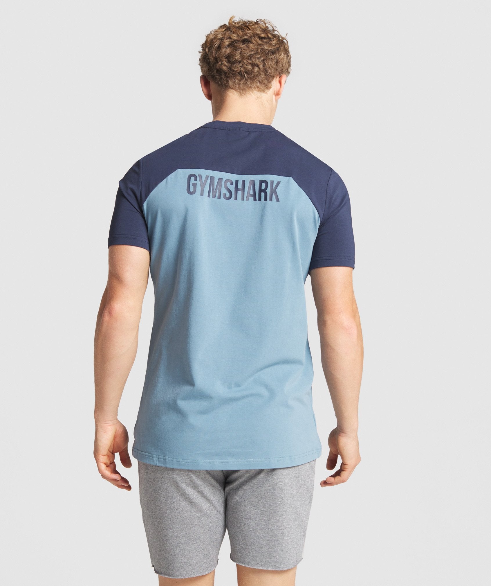 Revive T-Shirt in Blue/Dark Blue