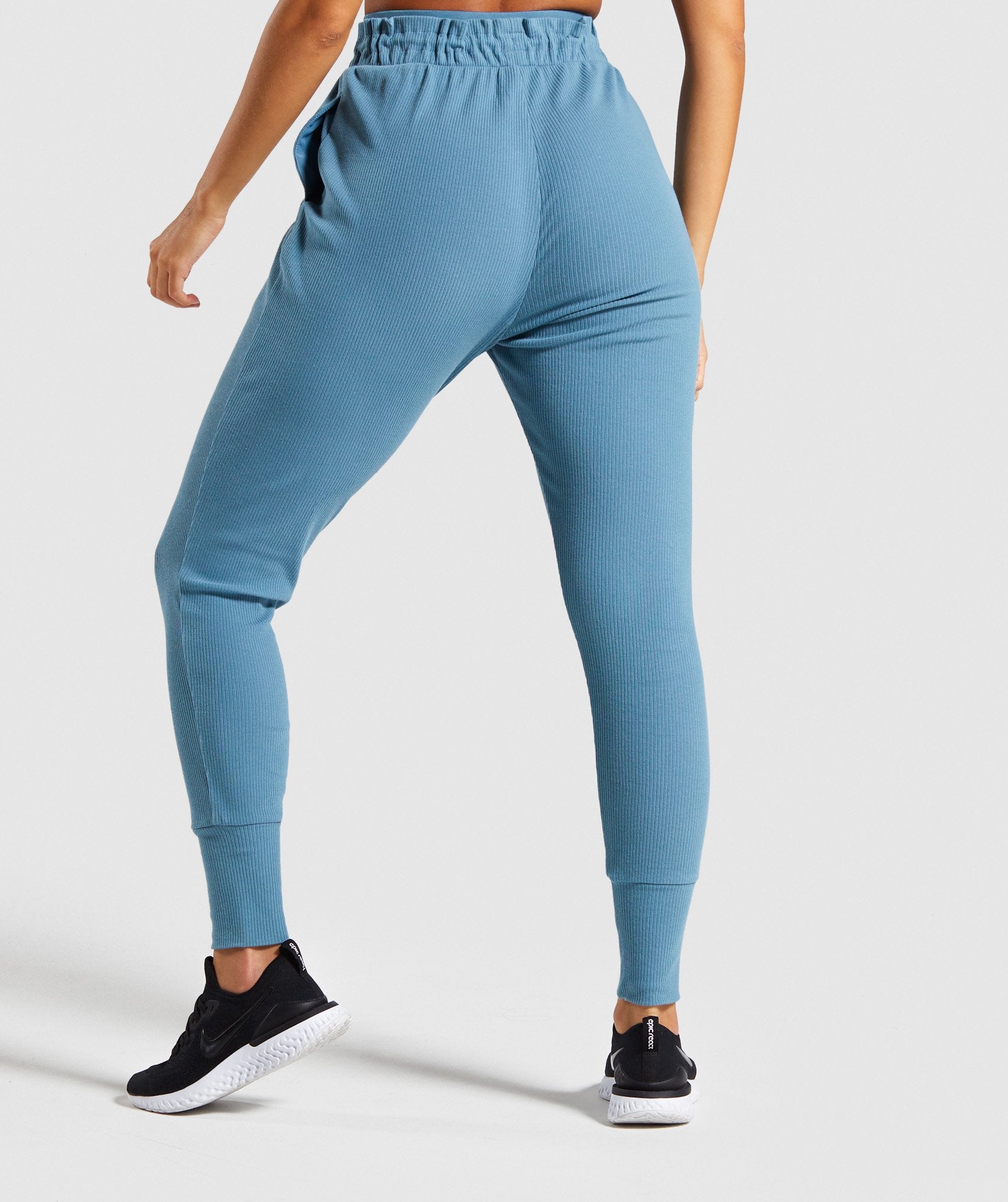 Studio Joggers in Teal