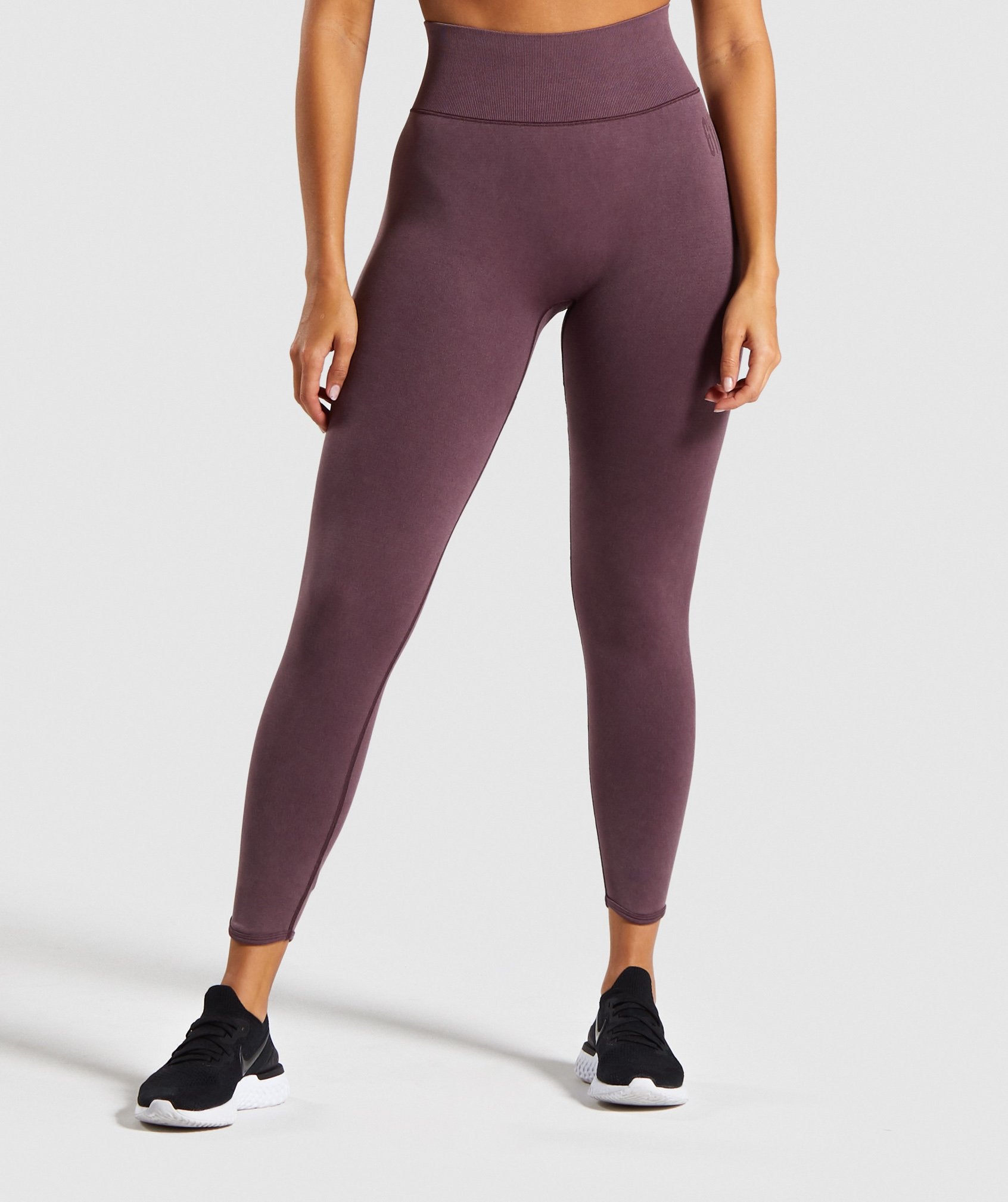 Studio Leggings in Berry Red