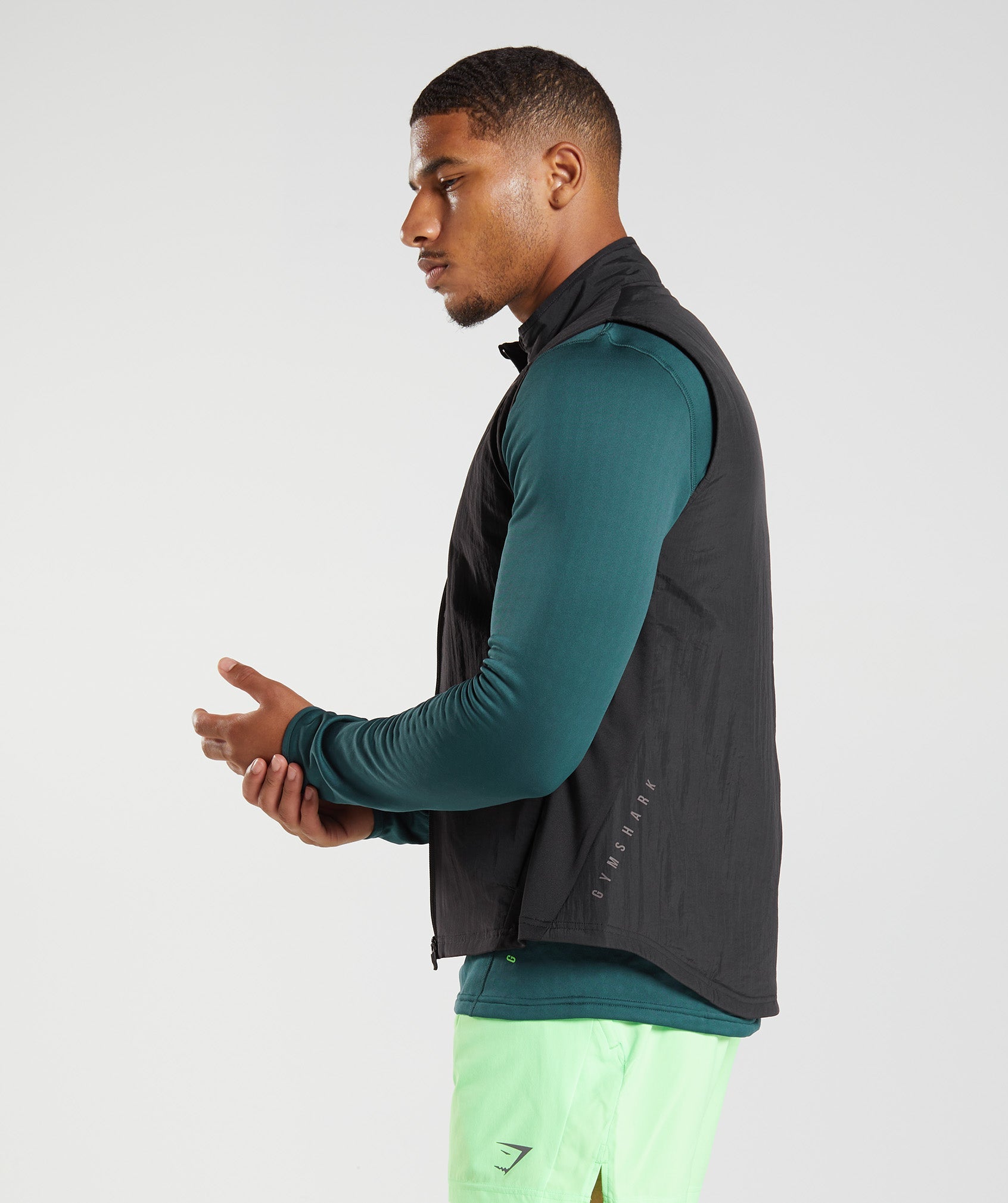 Sport Gilet in Black - view 3