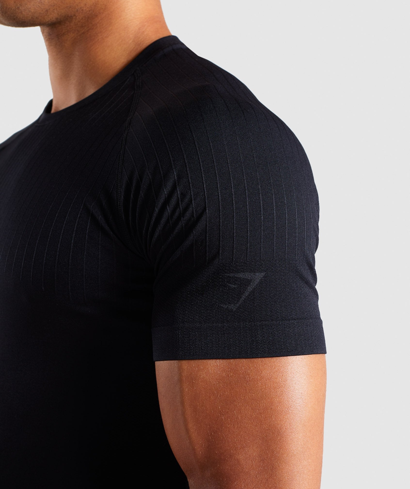 Superior Lightweight Seamless T-Shirt in Black - view 5