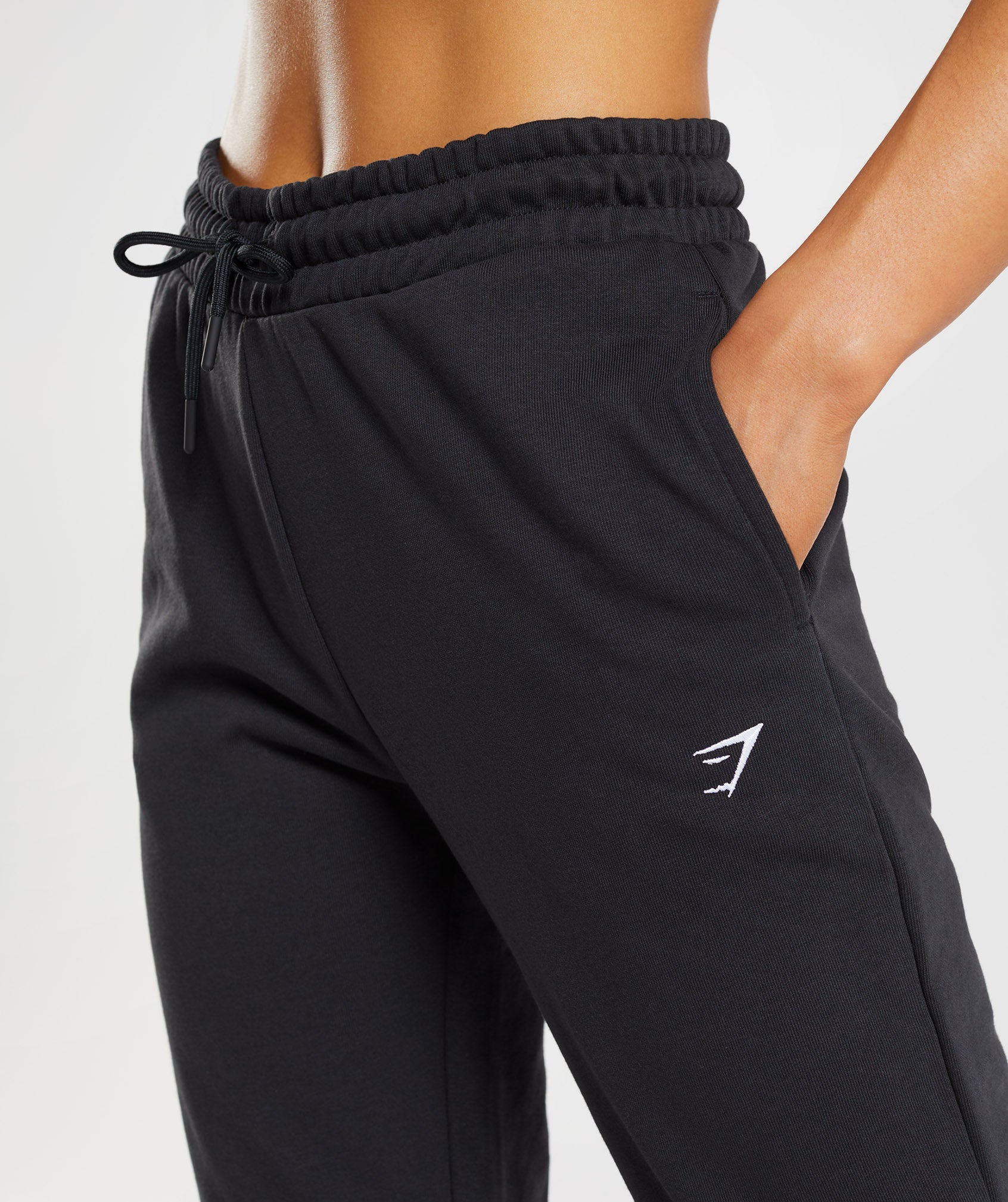 Training Joggers in Black - view 3