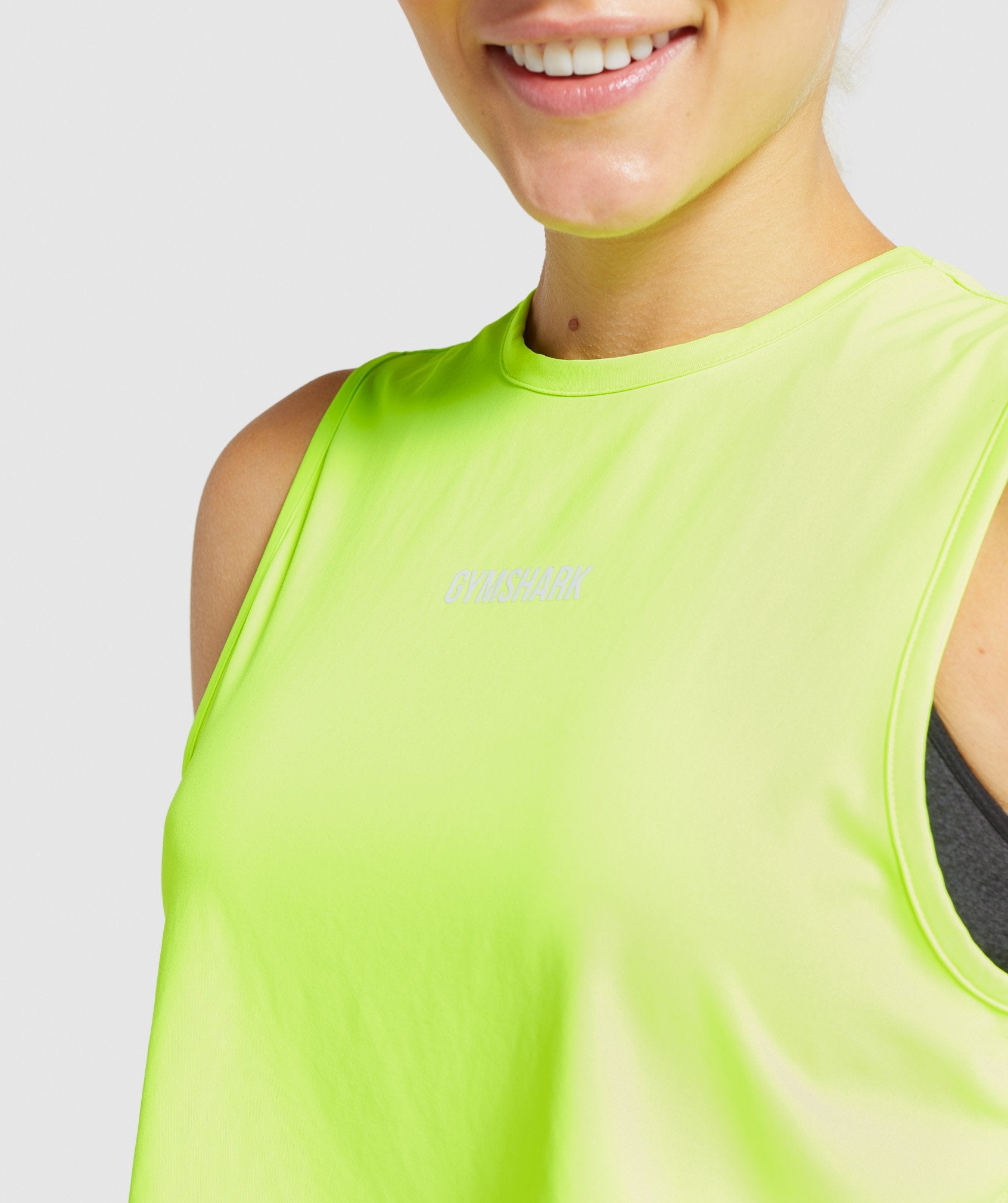 Gymshark Training Cropped Tank - Lime Image D2