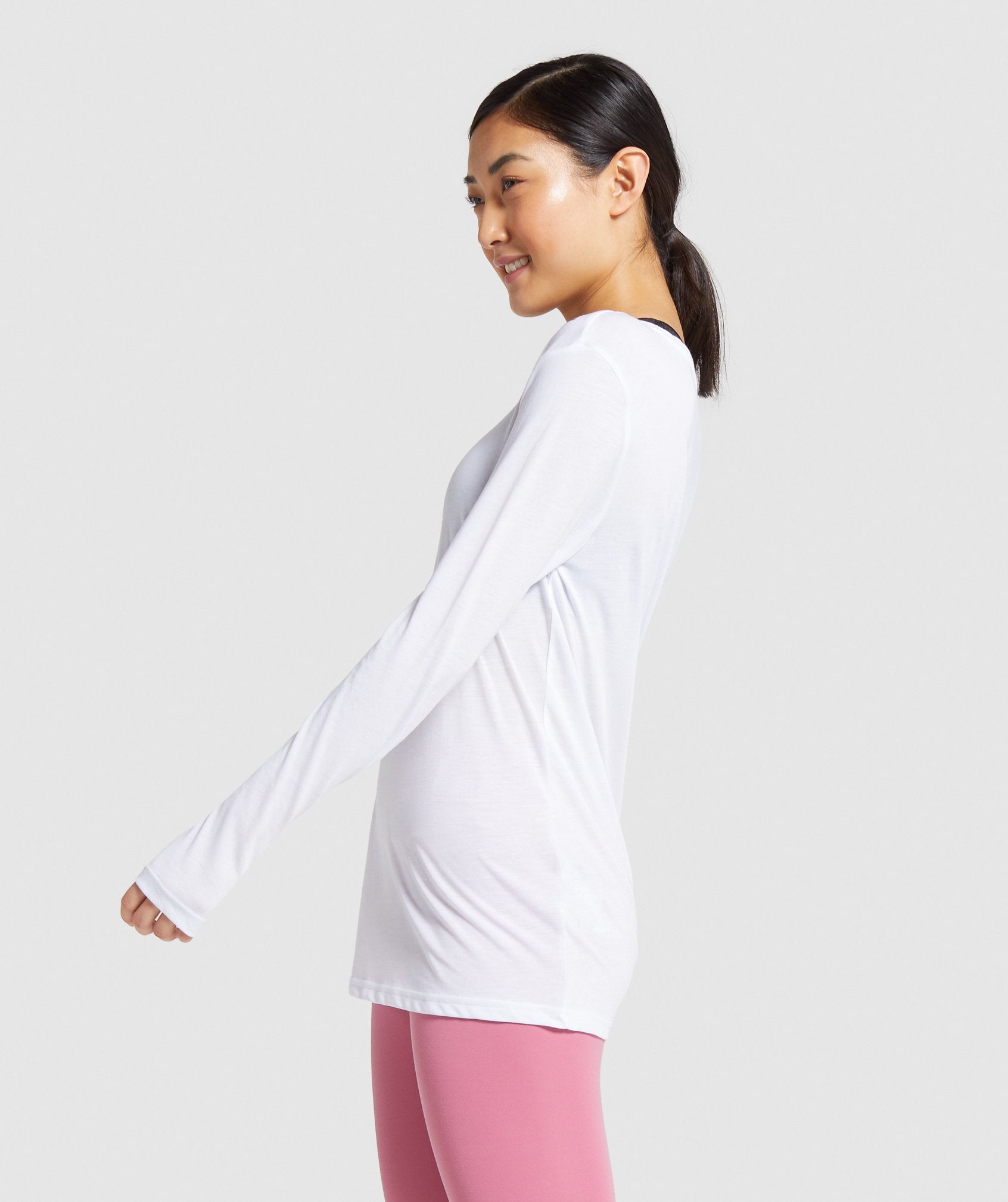 Gymshark Training Oversized Long Sleeve Tee - White Image C