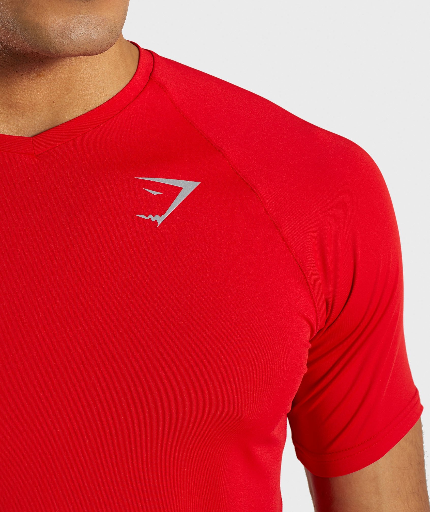 Veer T-Shirt in Red - view 5