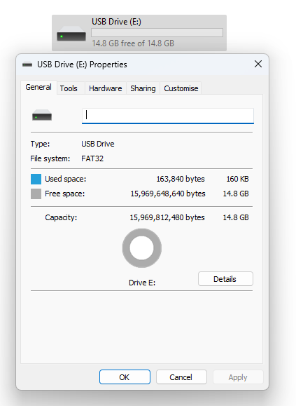 A Windows "Properties" dialogue box confirms the drive type as "USB"