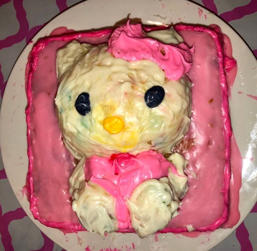 Bad hello Kitty birthday cake