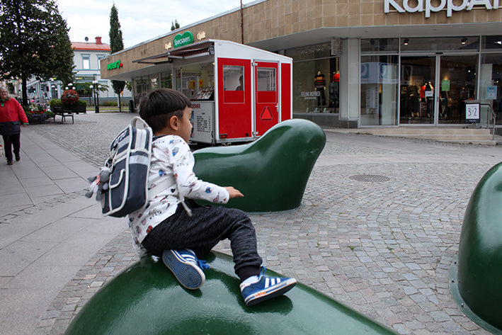 A day in ÖRNSKÖLDSVIK - Otto