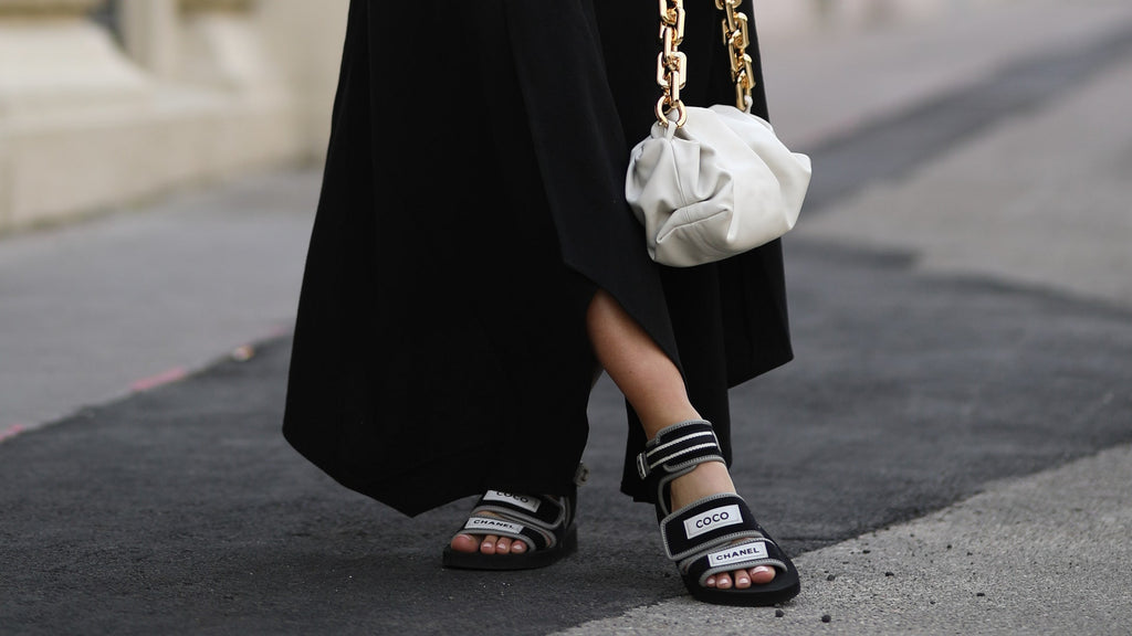Chanel sandals street style