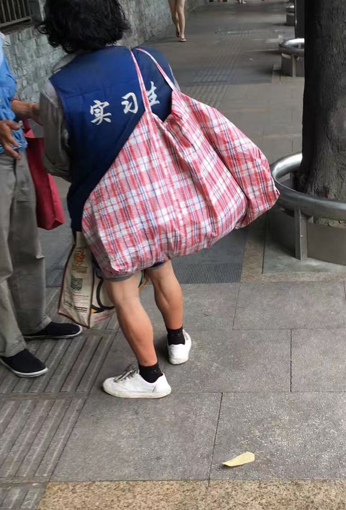 Chinatown Tote bag used to carry laundry