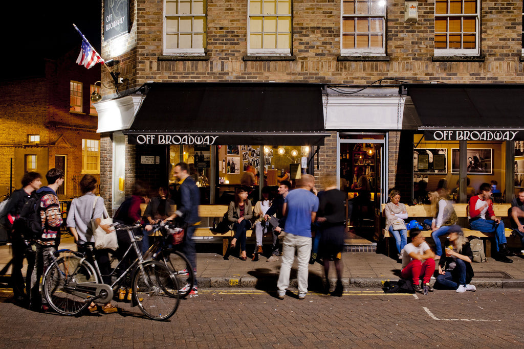 Off-Broadway bar Broadway Market