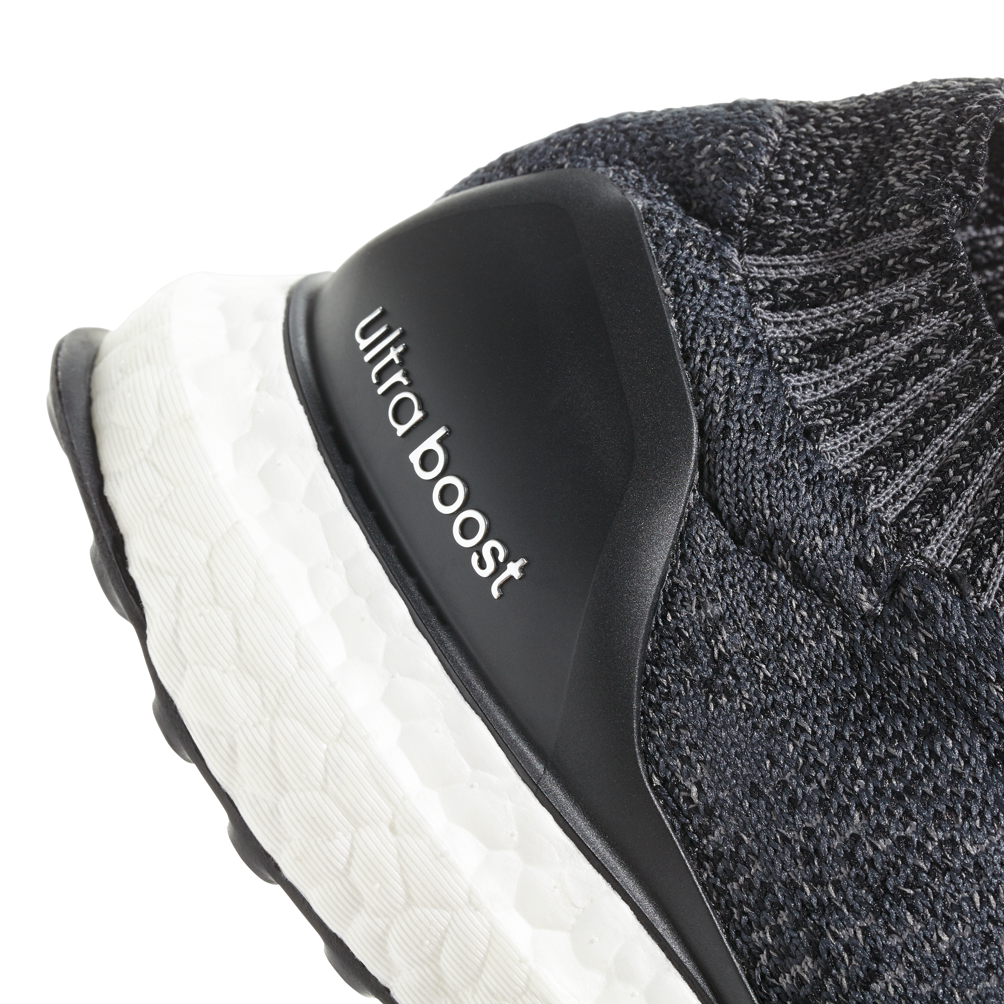 adidas ultra boost uncaged carbon