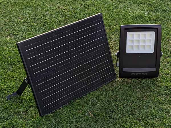 Refletor Solar 100W Eledco para Jardim