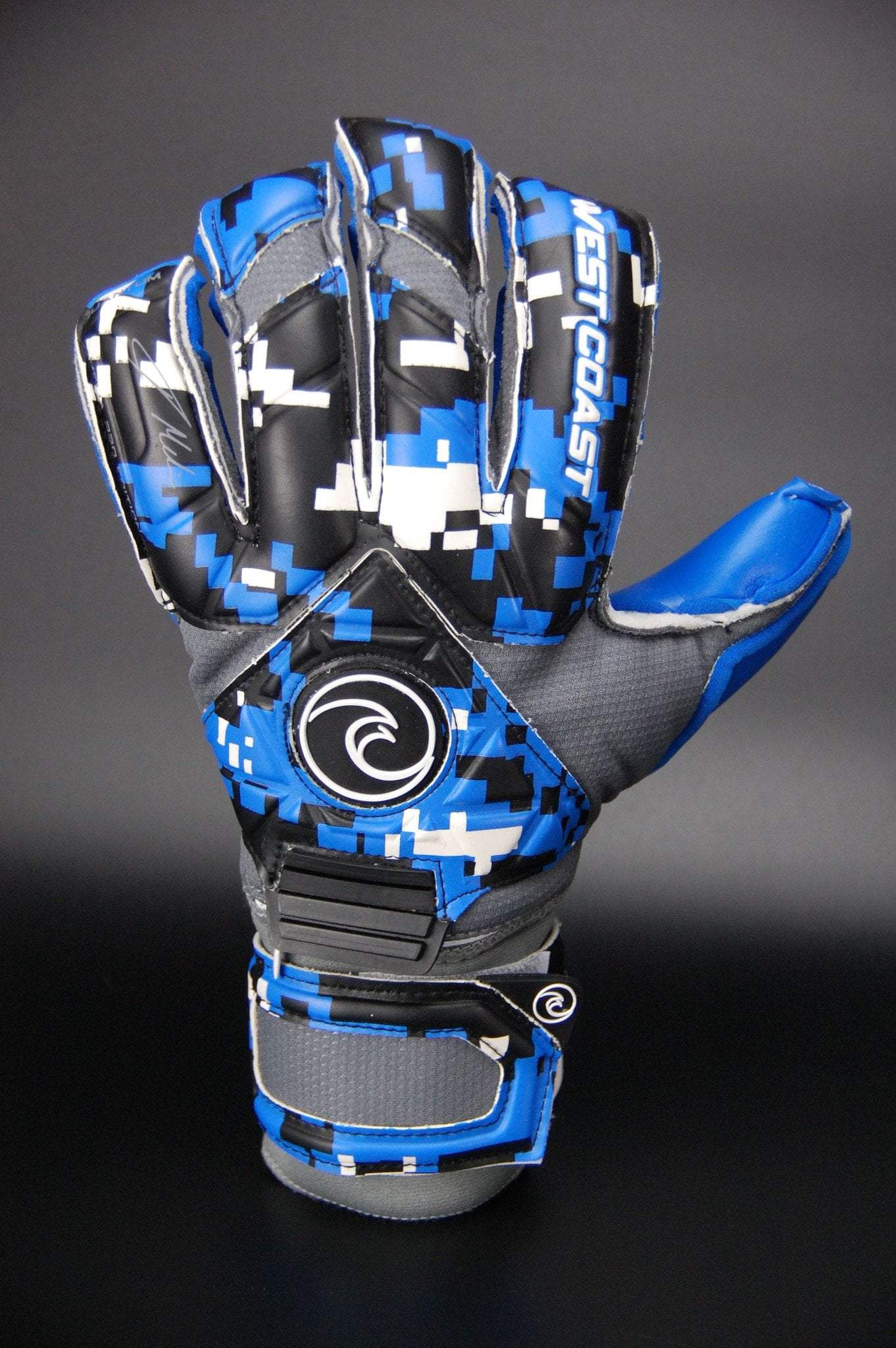 all weather goalkeeper gloves