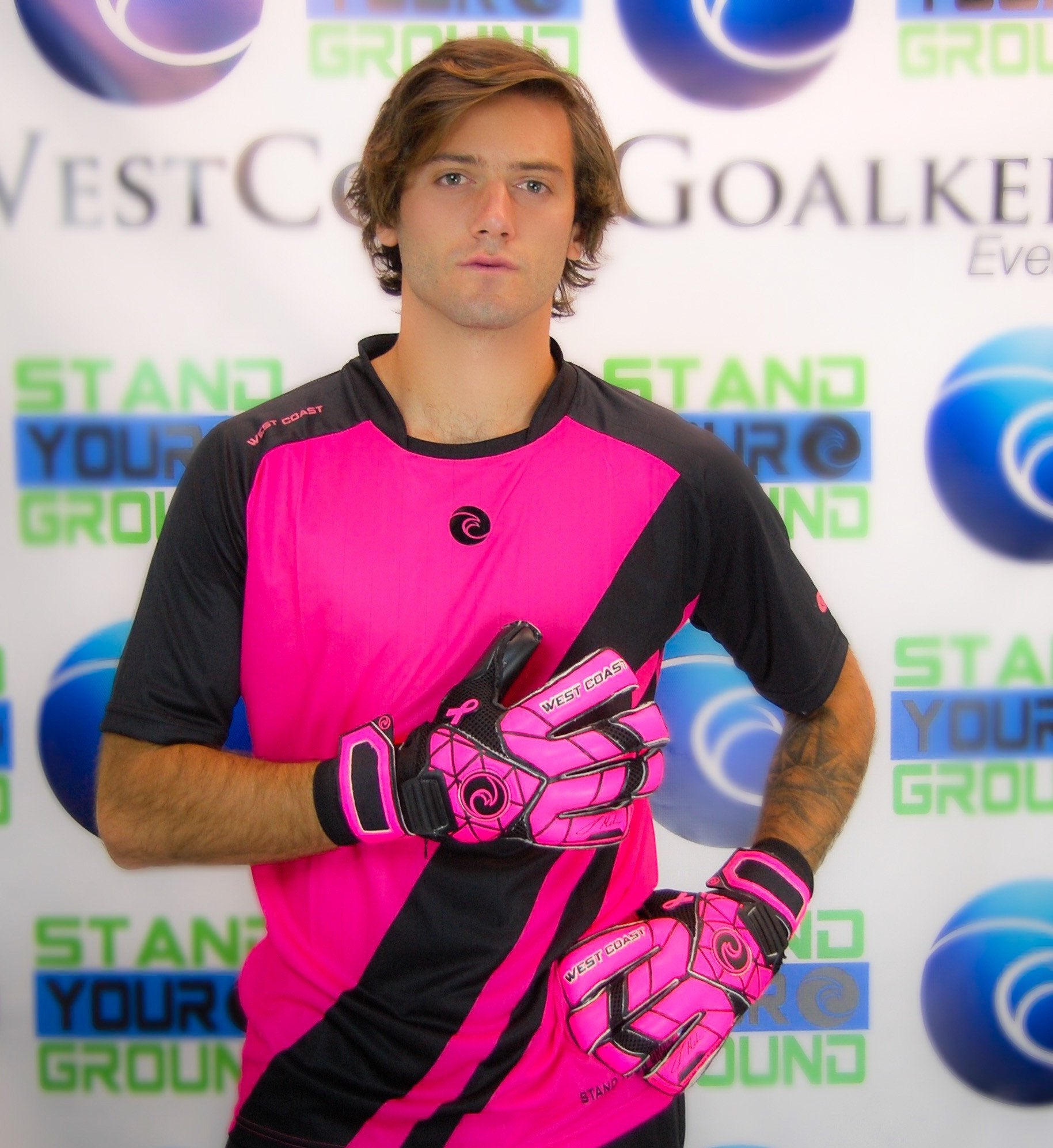 pink goalkeeper kit