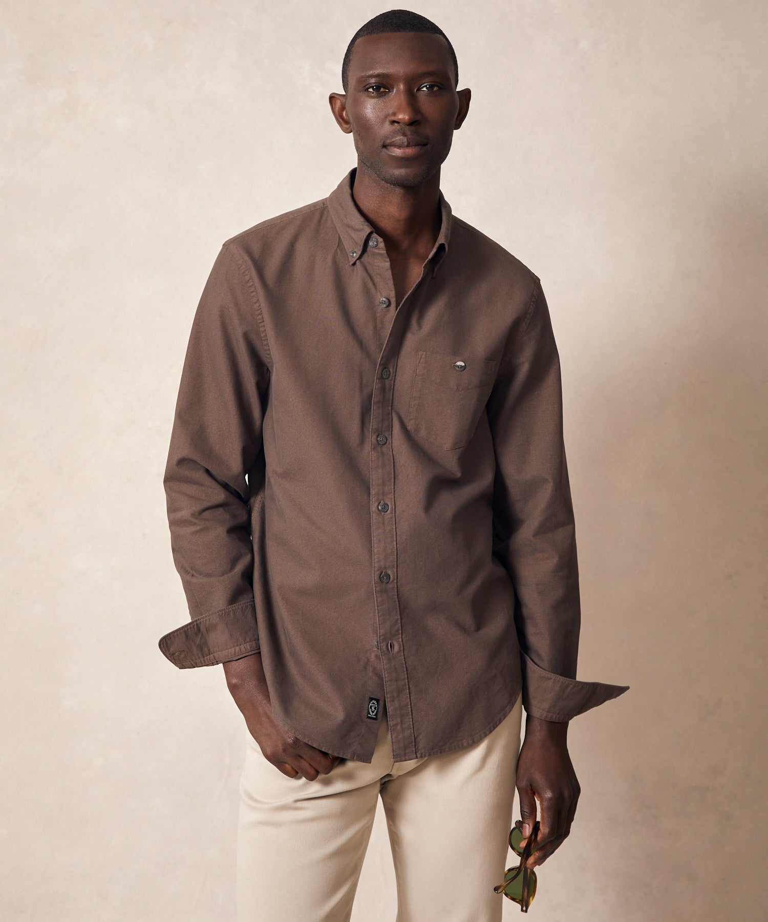 Garment-Dyed Favorite Oxford in Brown