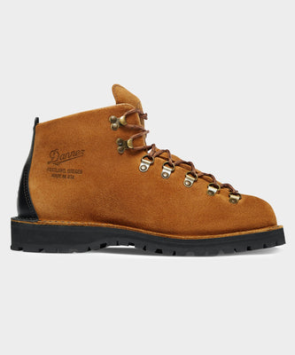 Danner Mountain Light II in Dark Brown