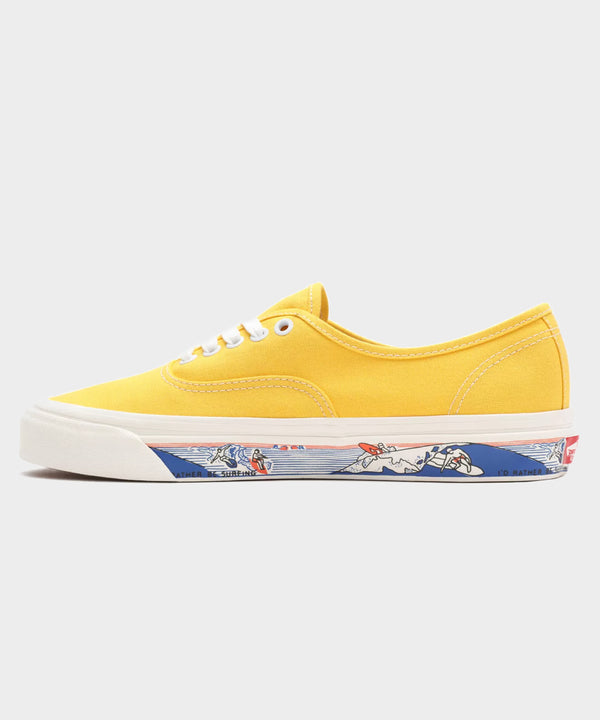 Vans U Authentic 44 Dx in Yellow 