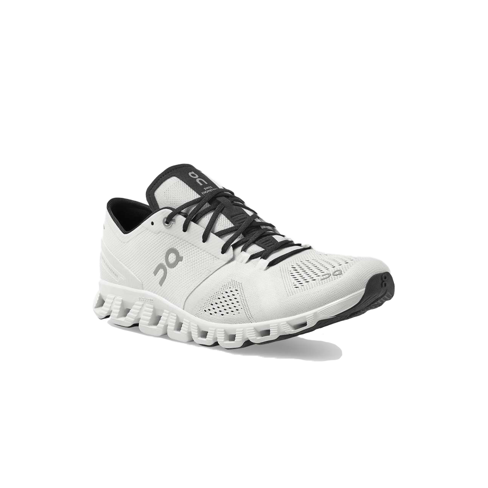 On Shoes Cloud X White/Black Men 40.99707