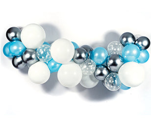 Snowflake balloon garland