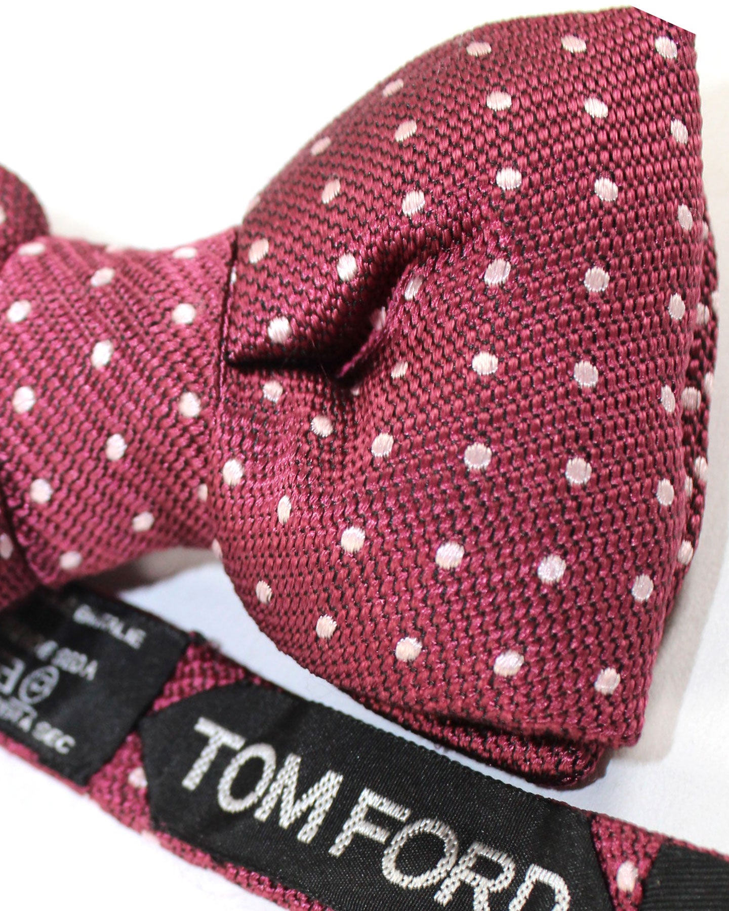 Tom Ford Silk Bow Tie Dust Pink Dots - Tie Deals