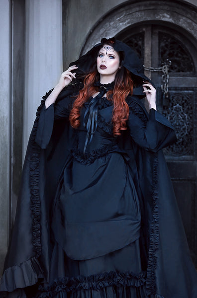 Black Gothic Mina Dracula Victorian Gown with Bustle/train – Romantic ...