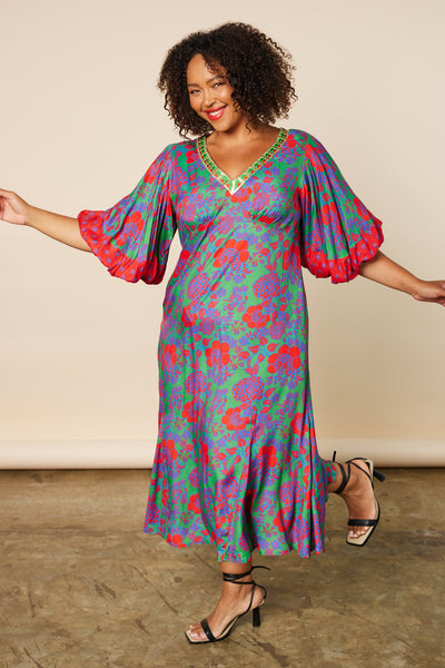 Lindsay Billow Sleeve Dress in Villa Oasis - Midi Dress, V-neckline,  Embroidery – Adrift Clothing
