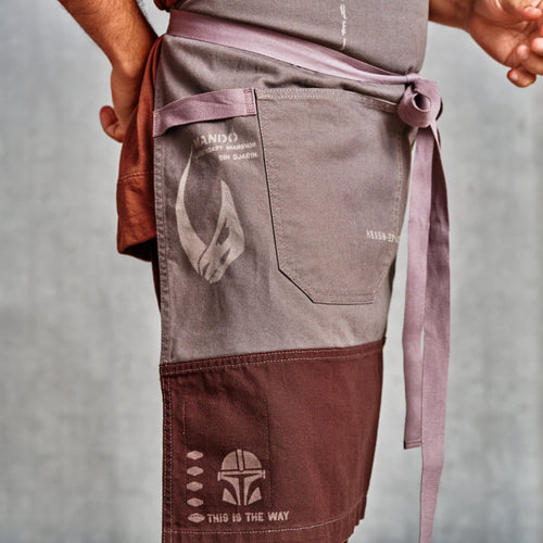 STAR WARS™ Mandalorian 2-Apron Bundle