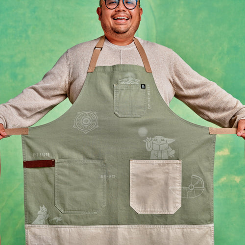 STAR WARS™ Grogu Essential & Kids Apron Bundle