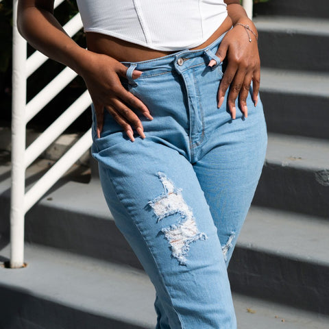 light wash distressed mom jeans 