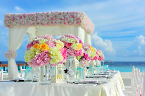Bright and Bold Colour Scheme For Your Summer Wedding