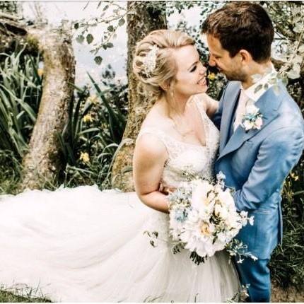 real bride wears cheryl headband