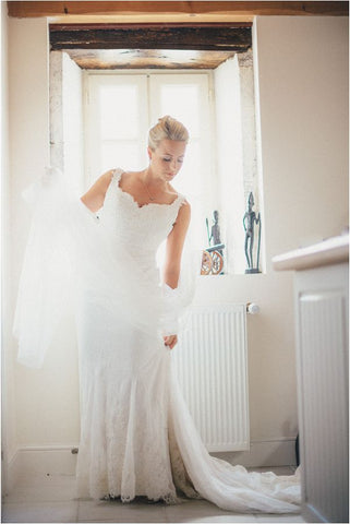 Real Bride wears Anita Headpiece