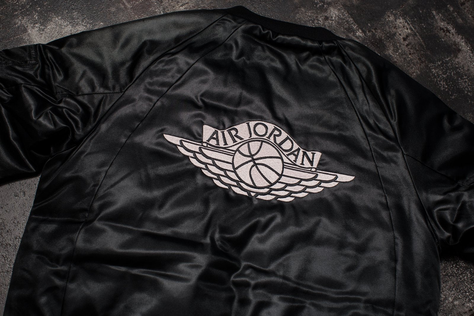 nike air jordan sportswear wings windbreaker black