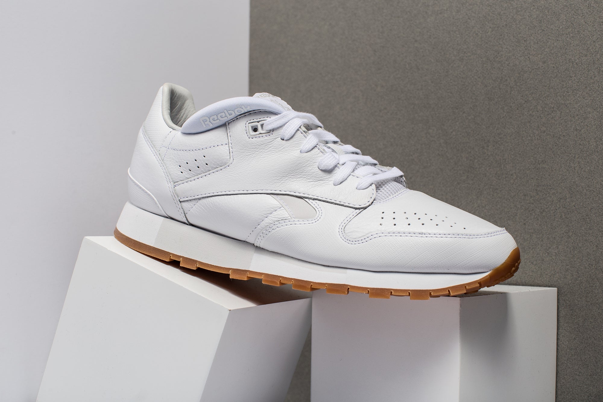 reebok classic leather urge