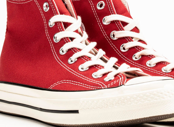 enamel red converse