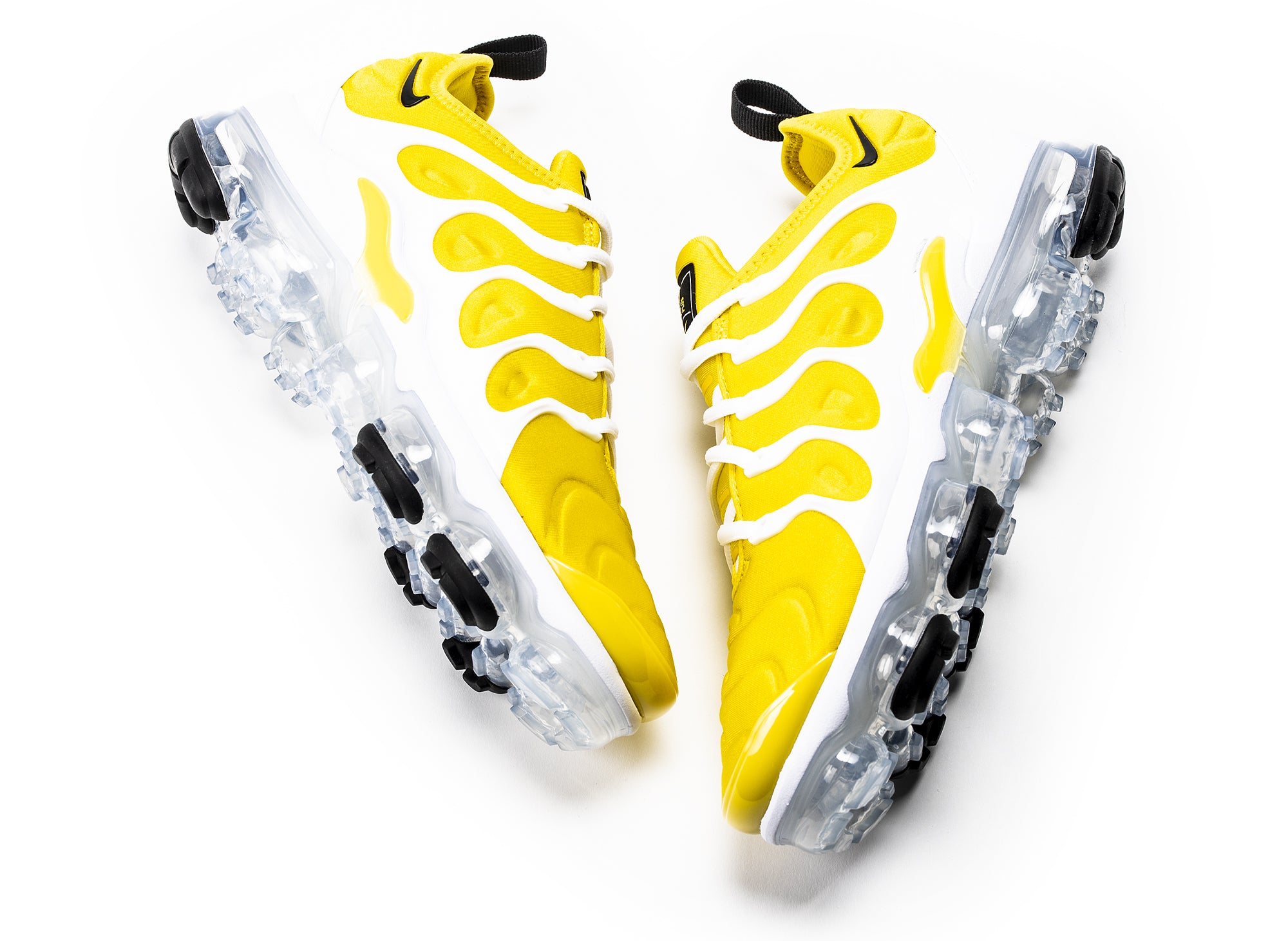 nike vapormax plus women's yellow