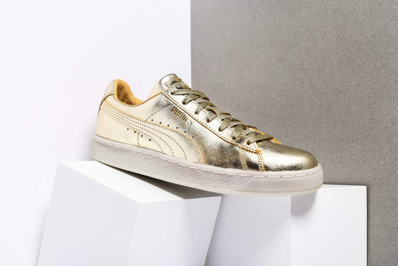 puma suede 50th gold